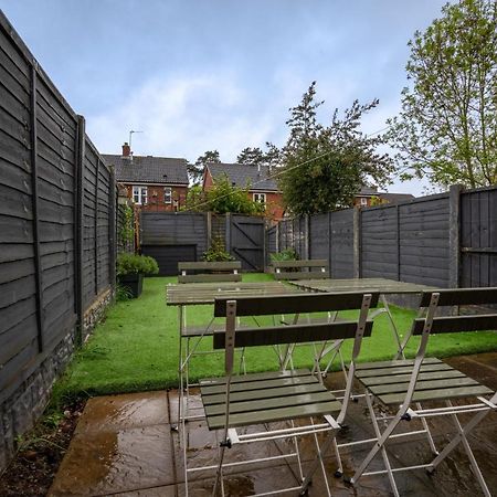 Stunning Abode 5 Min From Nec & Bhx, Pets Allowed Marston Green Esterno foto
