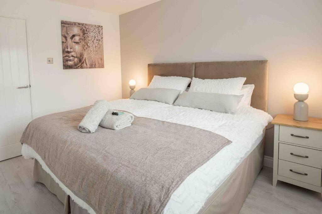 Stunning Abode 5 Min From Nec & Bhx, Pets Allowed Marston Green Esterno foto