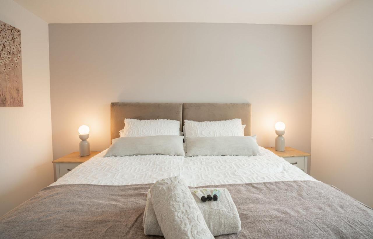 Stunning Abode 5 Min From Nec & Bhx, Pets Allowed Marston Green Esterno foto